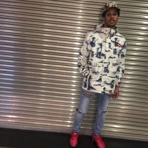 Meet your Posher, Derek